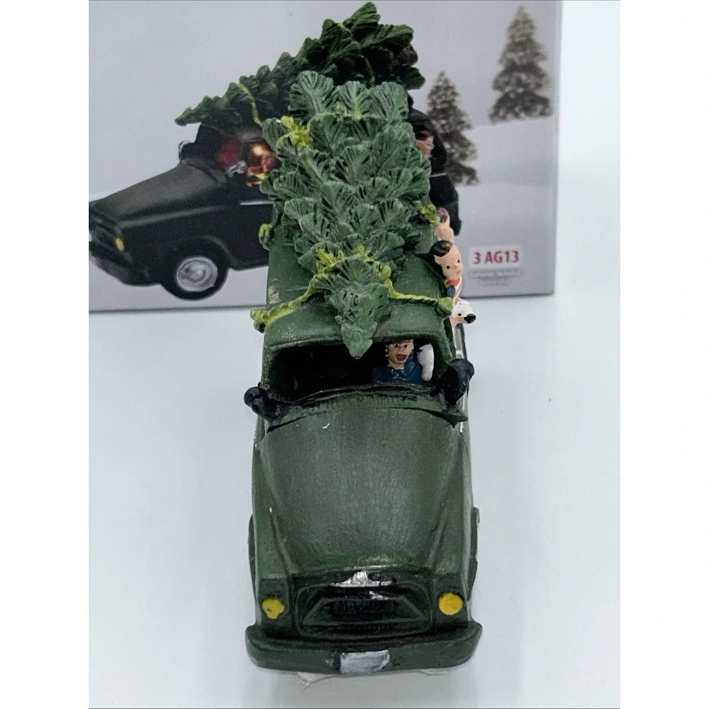 Holiday Time Delivering The Tree 3AG13 Boxed Lights Up Tested And Working